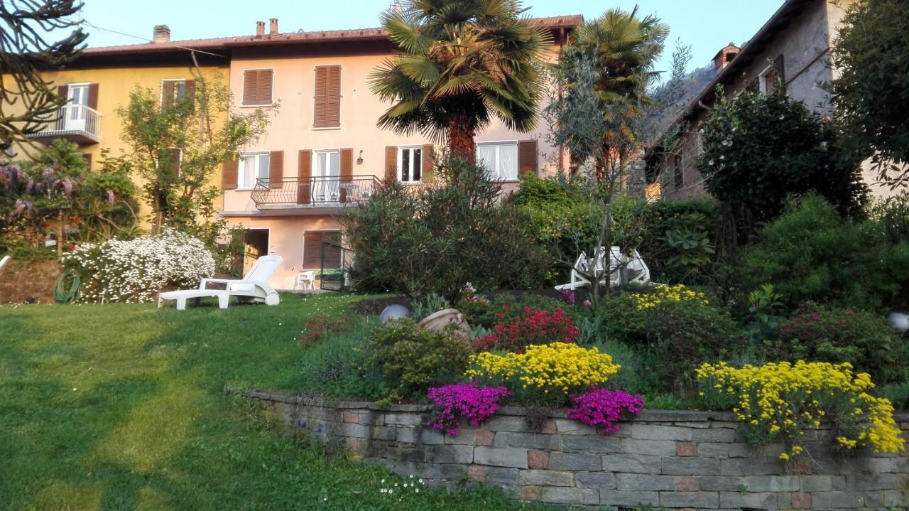 Apartmán Giardino Porto Valtravaglia Exteriér fotografie